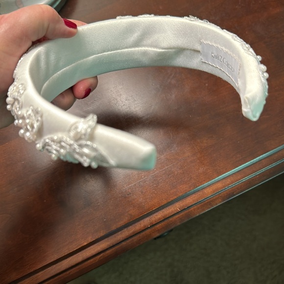 Beaded pearl headband - Picture 6 of 7
